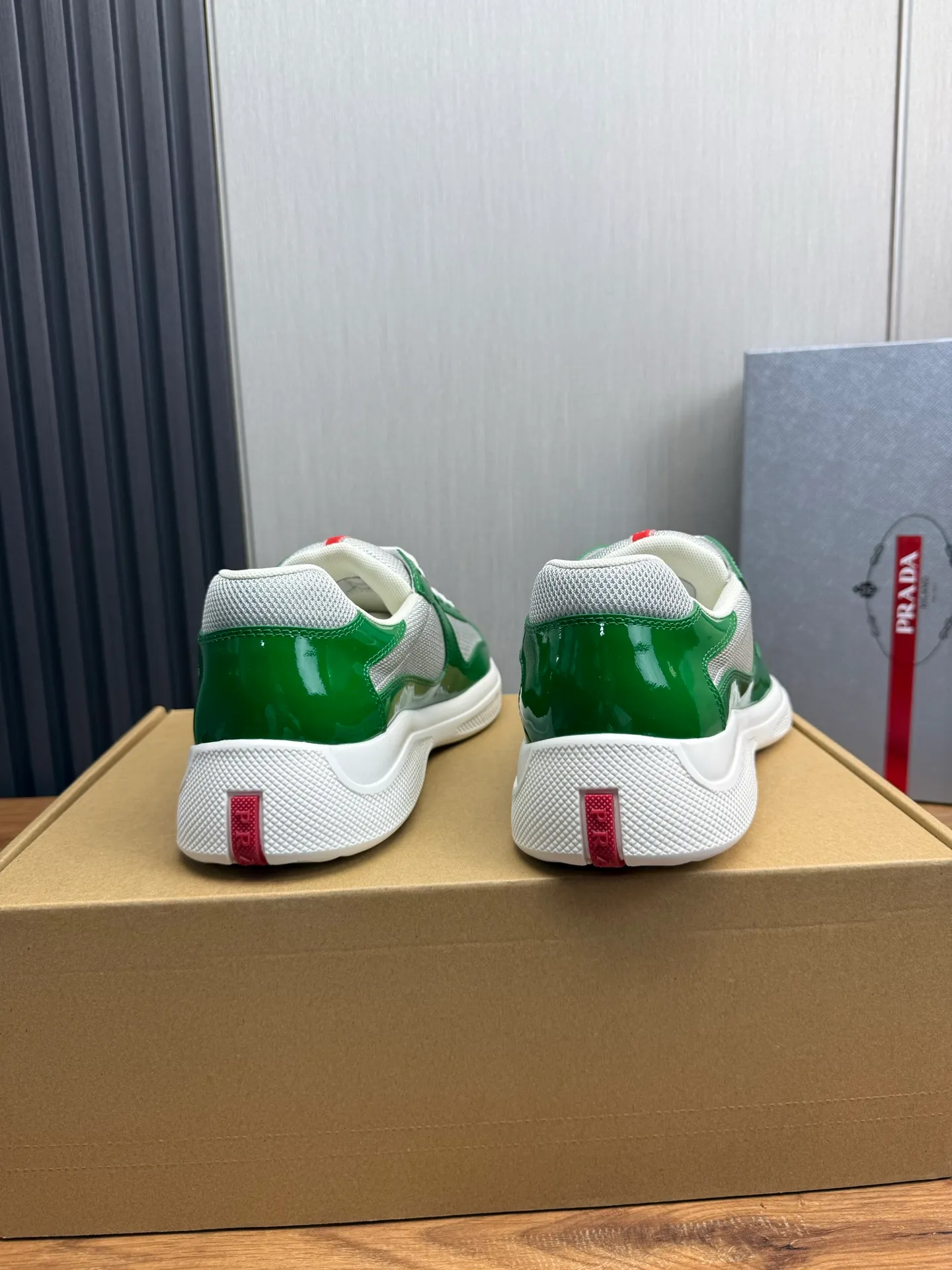 Men's shoes 640💰 [PRADA] Hot selling items🔥Must be recommended every day~~ Official website synchronized, 1:1 high quality shipments✔️ Imported cowhide fabric, rubber material + cowhide lining, original bottom, high-end airplane box packaging🎁 38-45 (38.45 custom-made, non-returnable)